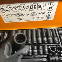 27PCS 1/2“ Dr. 8-24mm CR-MO Deep&Shallow Heavy Duty Impact Socket Set
